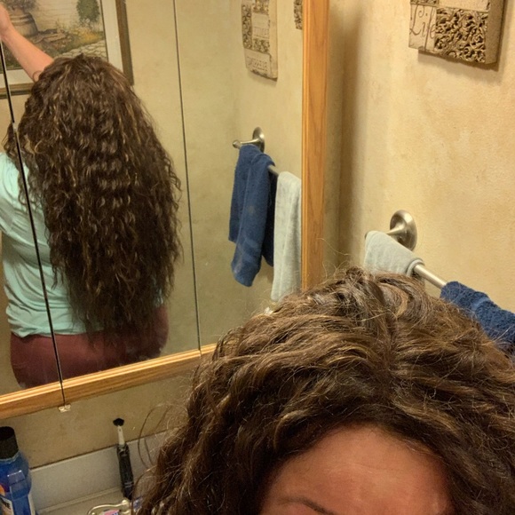 Reposhing a human hair wig I bought here, color is too dark for me - 26-28 inch - Picture 12 of 12